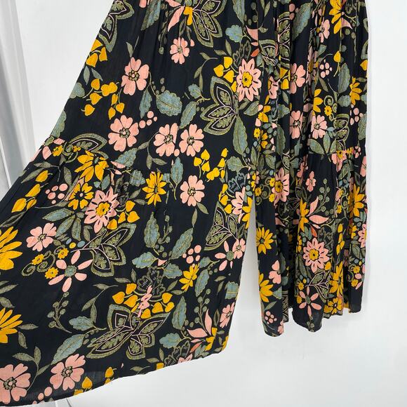Angie High Waisted Wide Leg Floral Pant Size XS - Picture 2 of 6